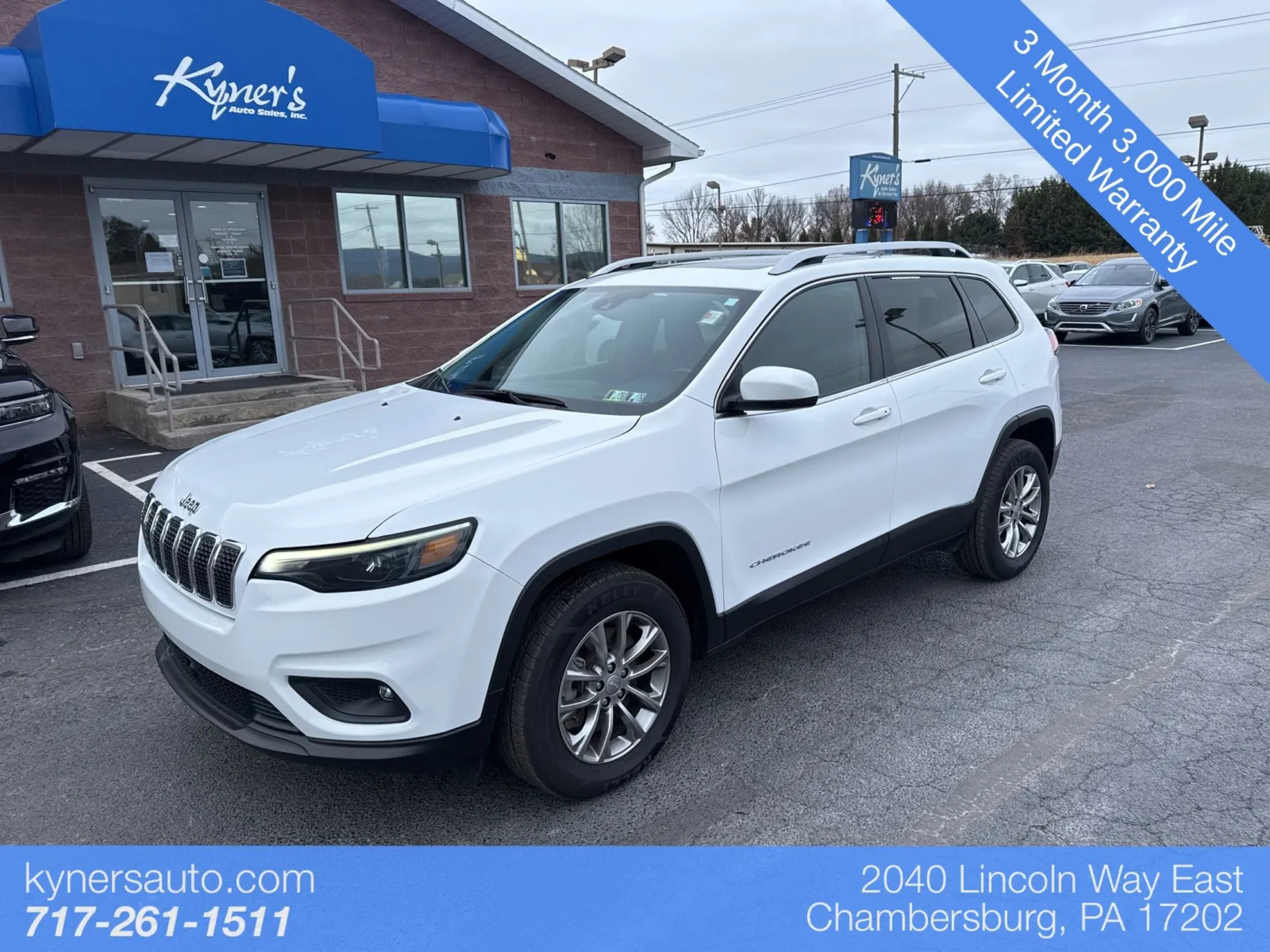 White 2021 Jeep Cherokee Latitude Lux for sale in Chambersburg, PA