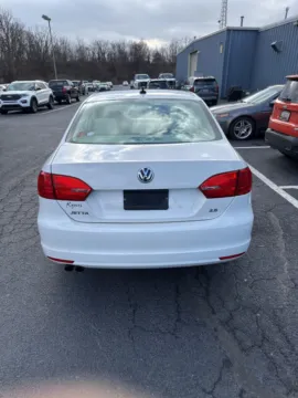 More photos of 2011 Volkswagen Jetta 2.5L SE at Kyner's Auto Sales, Inc., PA