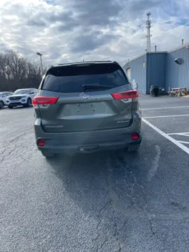 More photos of 2017 Toyota Highlander XLE at Kyner's Auto Sales, Inc., PA