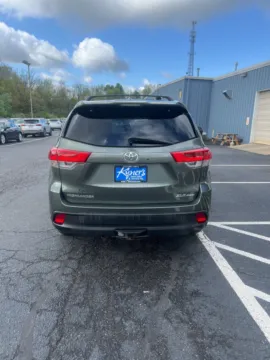 More photos of 2017 Toyota Highlander XLE at Kyner's Auto Sales, Inc., PA