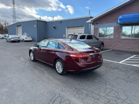 More photos of 2015 Toyota Avalon Hybrid Limited at Kyner's Auto Sales, Inc., PA