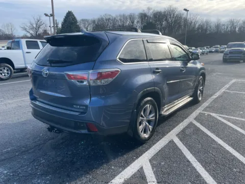 More photos of 2015 Toyota Highlander XLE V6 at Kyner's Auto Sales, Inc., PA