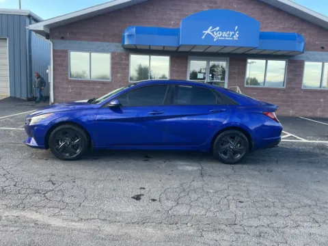 Another view of 2023 Hyundai Elantra SEL for sale in Chambersburg, PA at Kyner's Auto Sales, Inc.