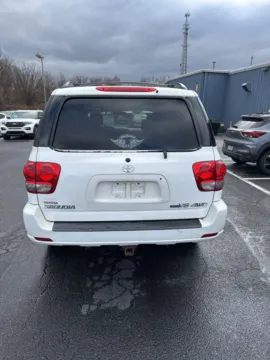 More photos of 2006 Toyota Sequoia SR5 at Kyner's Auto Sales, Inc., PA
