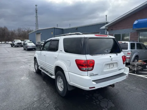Another view of 2006 Toyota Sequoia SR5 for sale in Chambersburg, PA at Kyner's Auto Sales, Inc.