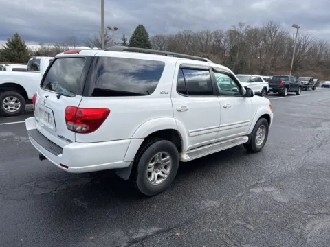 More photos of 2006 Toyota Sequoia SR5 at Kyner's Auto Sales, Inc., PA