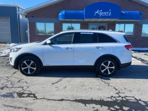 Another view of 2016 Kia Sorento EX for sale in Chambersburg, PA at Kyner's Auto Sales, Inc.