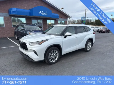 White 2023 Toyota Highlander Hybrid Limited for sale in Chambersburg, PA