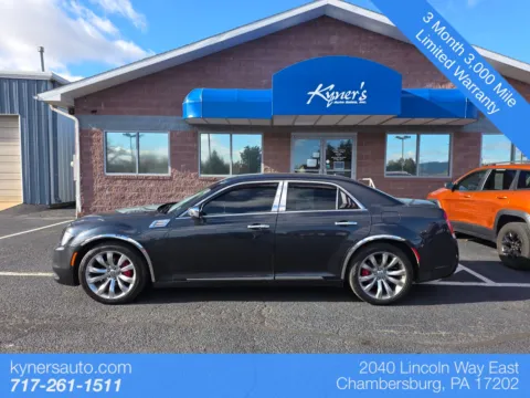 Blue 2018 Chrysler 300 Limited for sale in Chambersburg, PA