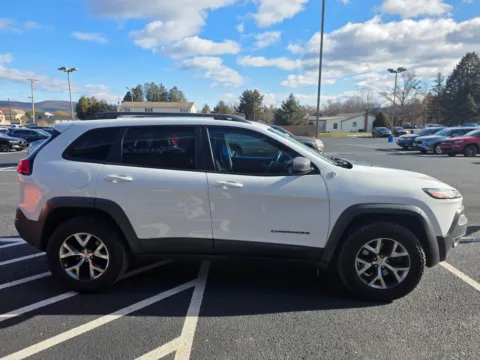 More photos of 2015 Jeep Cherokee Trailhawk at Kyner's Auto Sales, Inc., PA