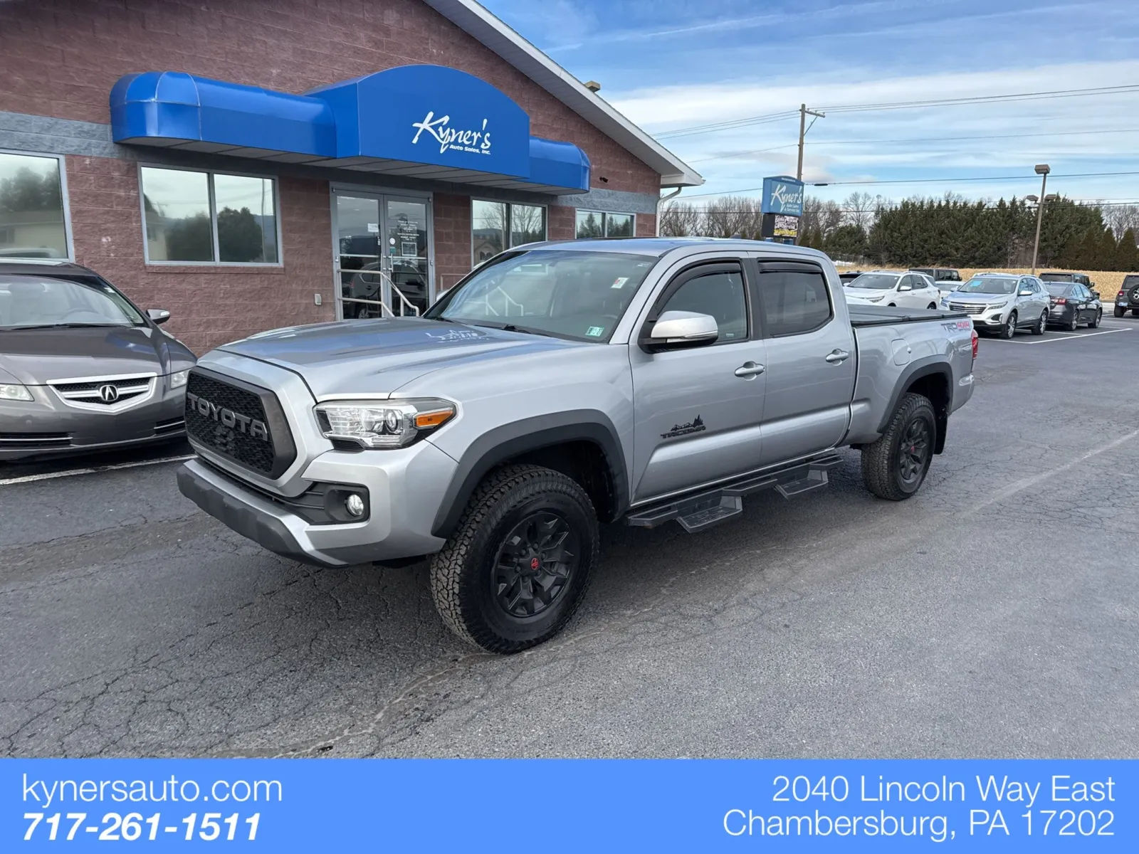 Silver 2017 Toyota Tacoma TRD Off-Road for sale in Chambersburg, PA