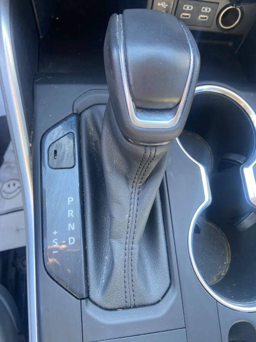 2022 Toyota Highlander Hybrid XLE — photo 22