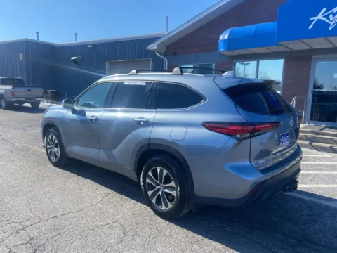 More photos of 2022 Toyota Highlander Hybrid XLE at Kyner's Auto Sales, Inc., PA