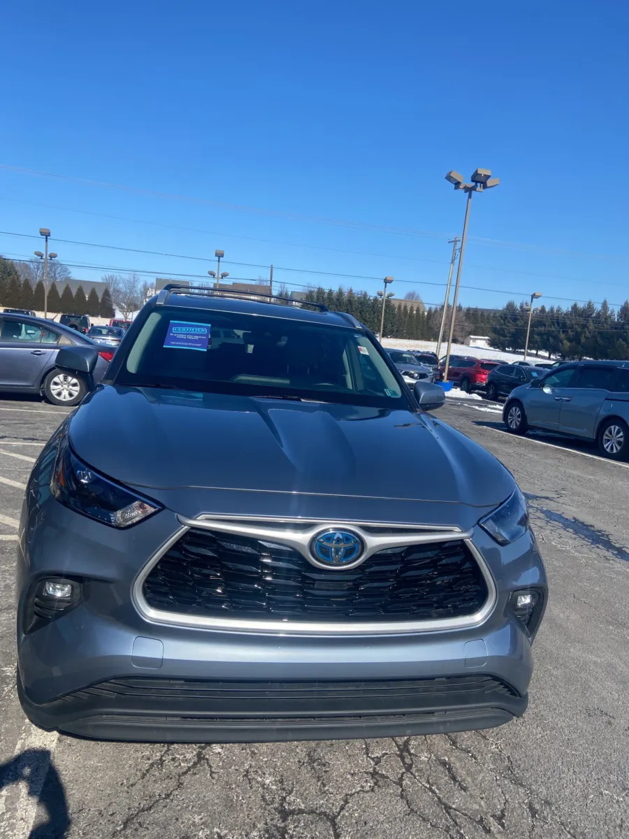 2022 Toyota Highlander Hybrid XLE — photo 9