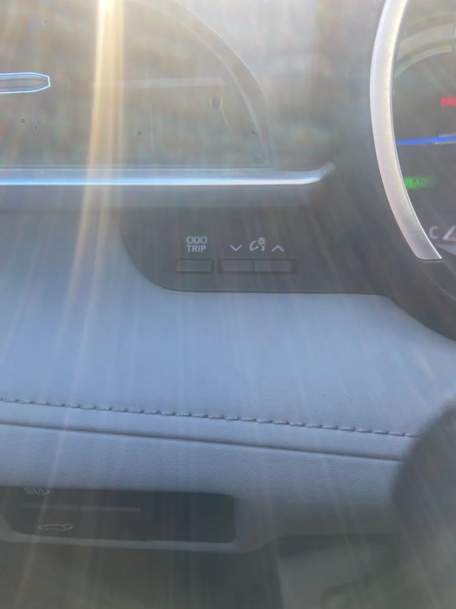 2022 Toyota Highlander Hybrid XLE — photo 29