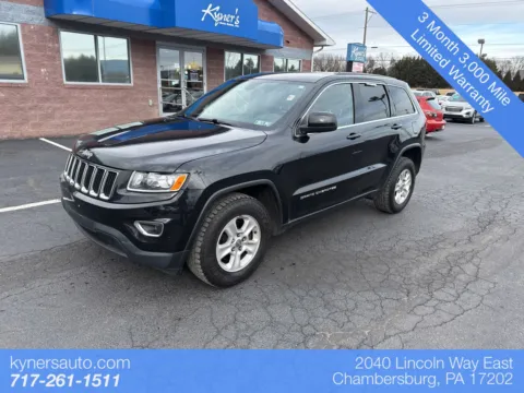 Black 2016 Jeep Grand Cherokee Laredo for sale in Chambersburg, PA