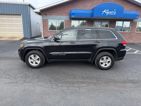 Another view of 2016 Jeep Grand Cherokee Laredo for sale in Chambersburg, PA at Kyner's Auto Sales, Inc.