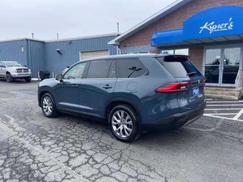 More photos of 2024 Toyota Grand Highlander Hybrid Limited at Kyner's Auto Sales, Inc., PA