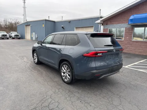 More photos of 2024 Toyota Grand Highlander Hybrid Limited at Kyner's Auto Sales, Inc., PA