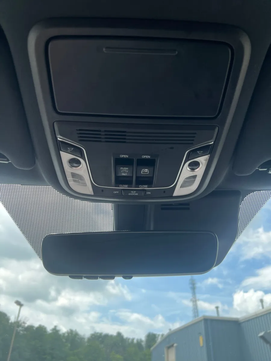 2023 Honda Ridgeline Black Edition - Photo 18