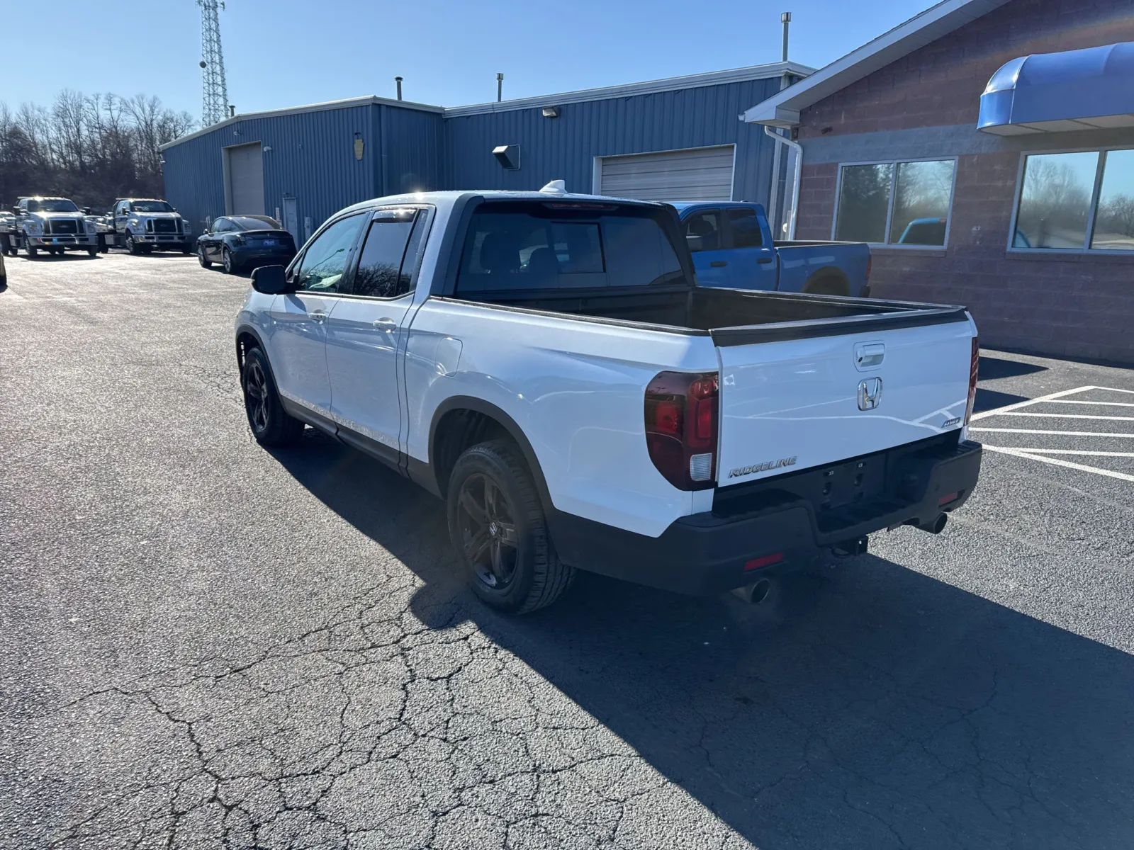 2023 Honda Ridgeline Black Edition — photo 4