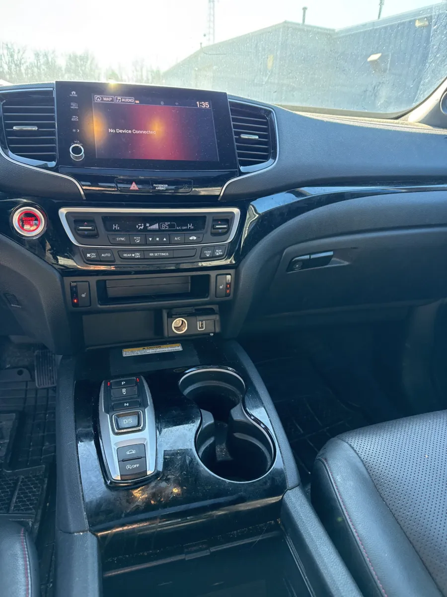 2023 Honda Ridgeline Black Edition — photo 15