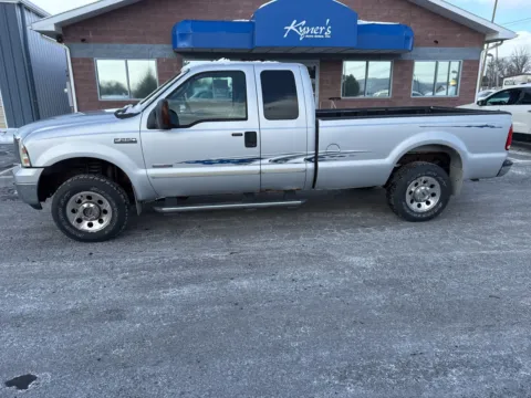Photos of 2006 Ford F-250SD XLT for sale in Chambersburg, PA at Kyner's Auto Sales, Inc.