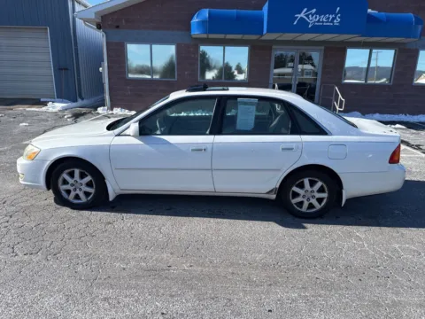 Photos of 2002 Toyota Avalon for sale in Chambersburg, PA at Kyner's Auto Sales, Inc.