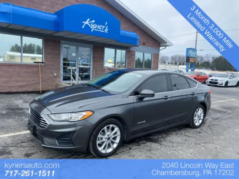 Gray 2019 Ford Fusion Hybrid SE for sale in Chambersburg, PA