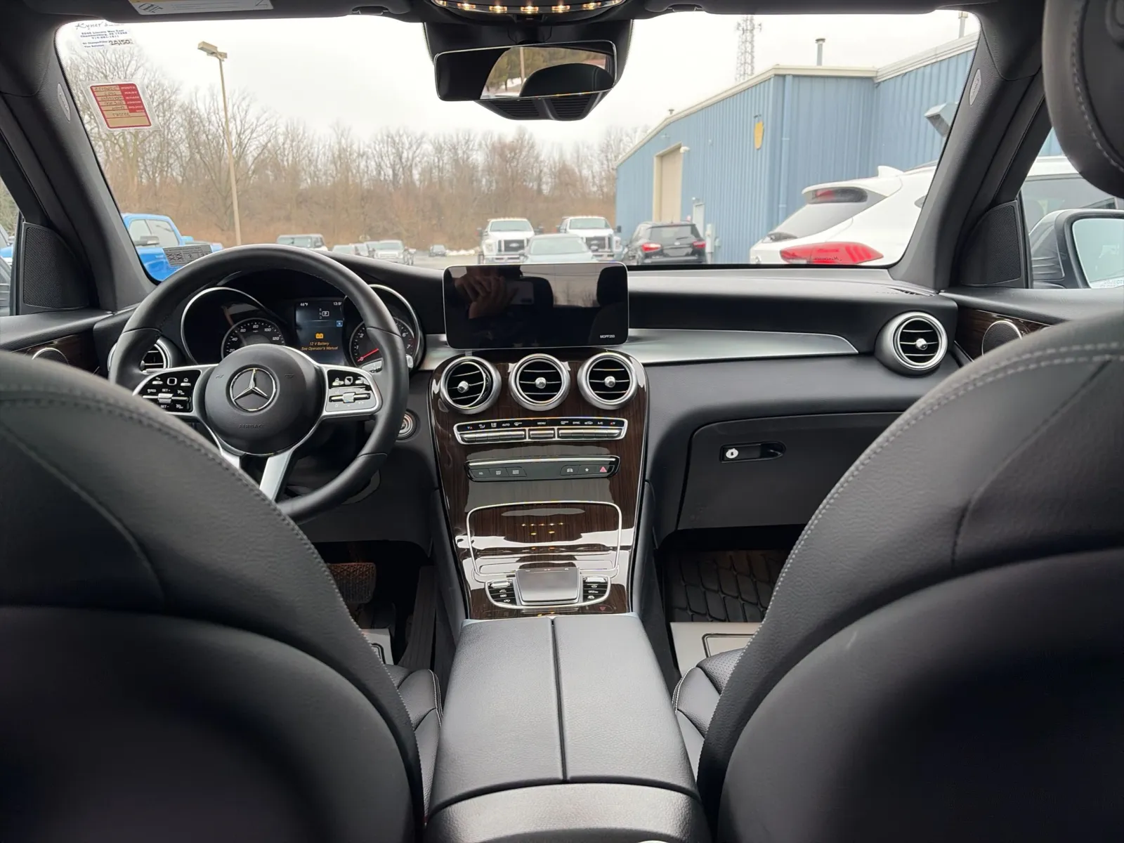 2022 Mercedes-Benz GLC GLC 300 — photo 16