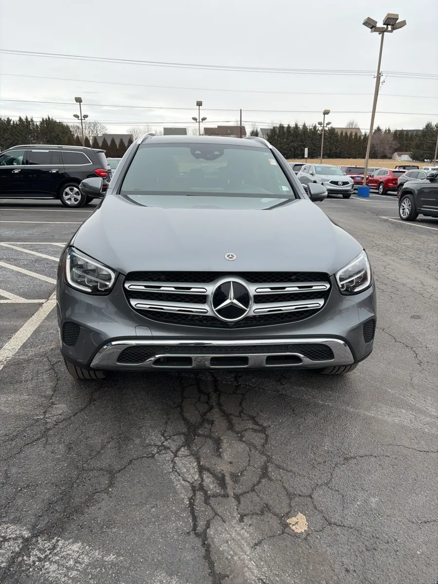 2022 Mercedes-Benz GLC GLC 300 — photo 9