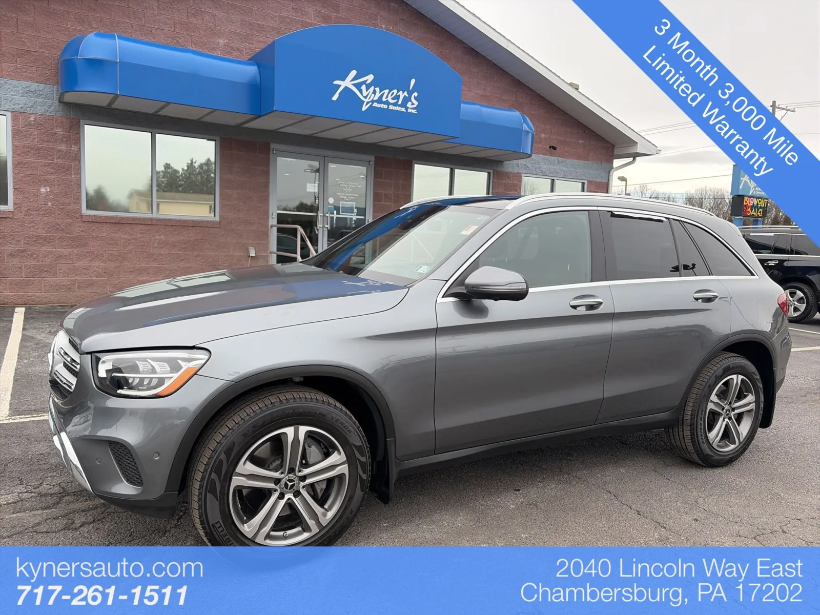 Black 2022 Mercedes-Benz GLC 300 for sale in Chambersburg, PA