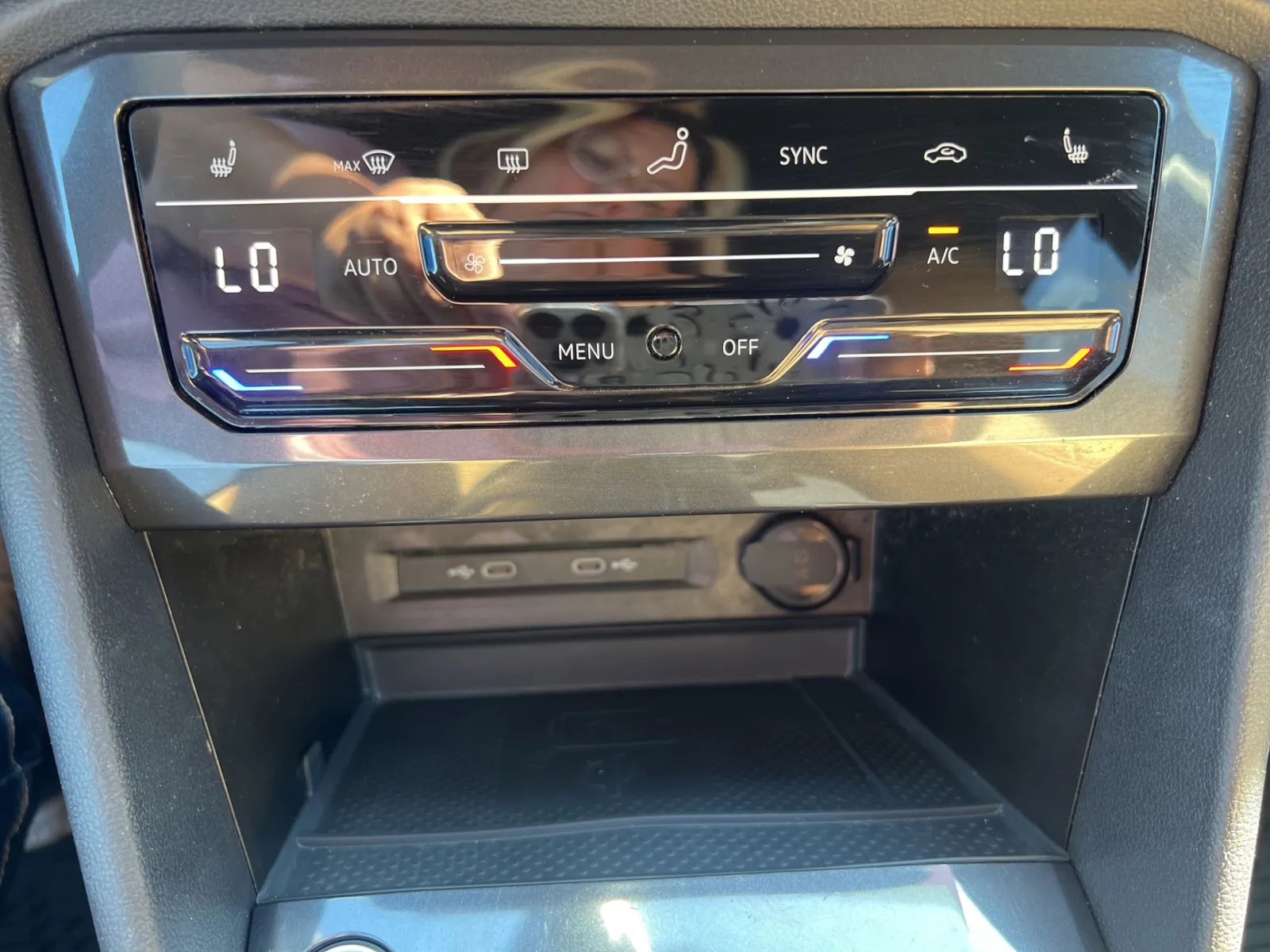 2022 Volkswagen Tiguan 2.0T SE — photo 18