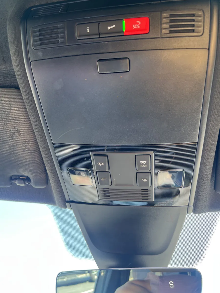 2022 Volkswagen Tiguan 2.0T SE — photo 20