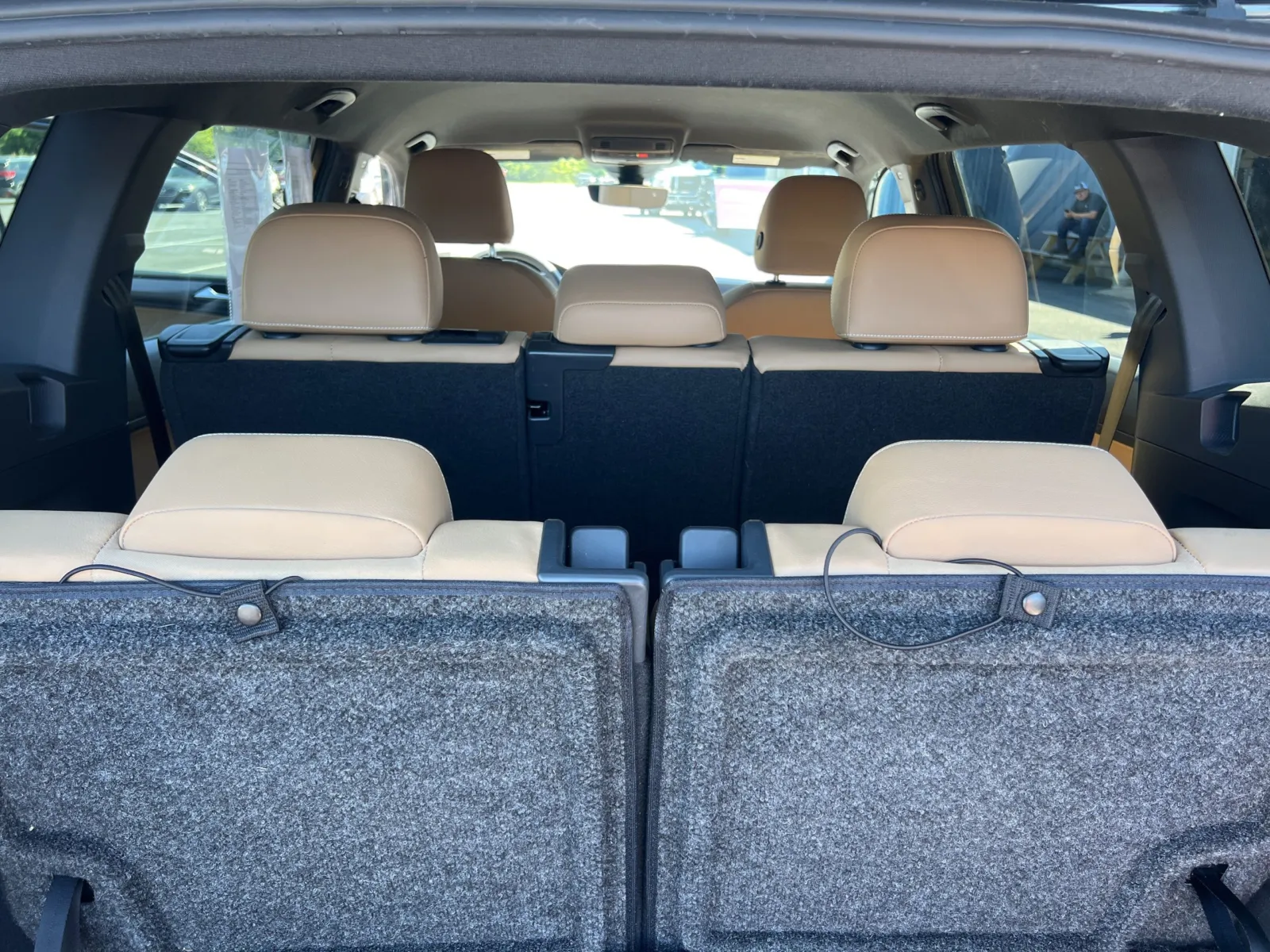 2022 Volkswagen Tiguan 2.0T SE — photo 31