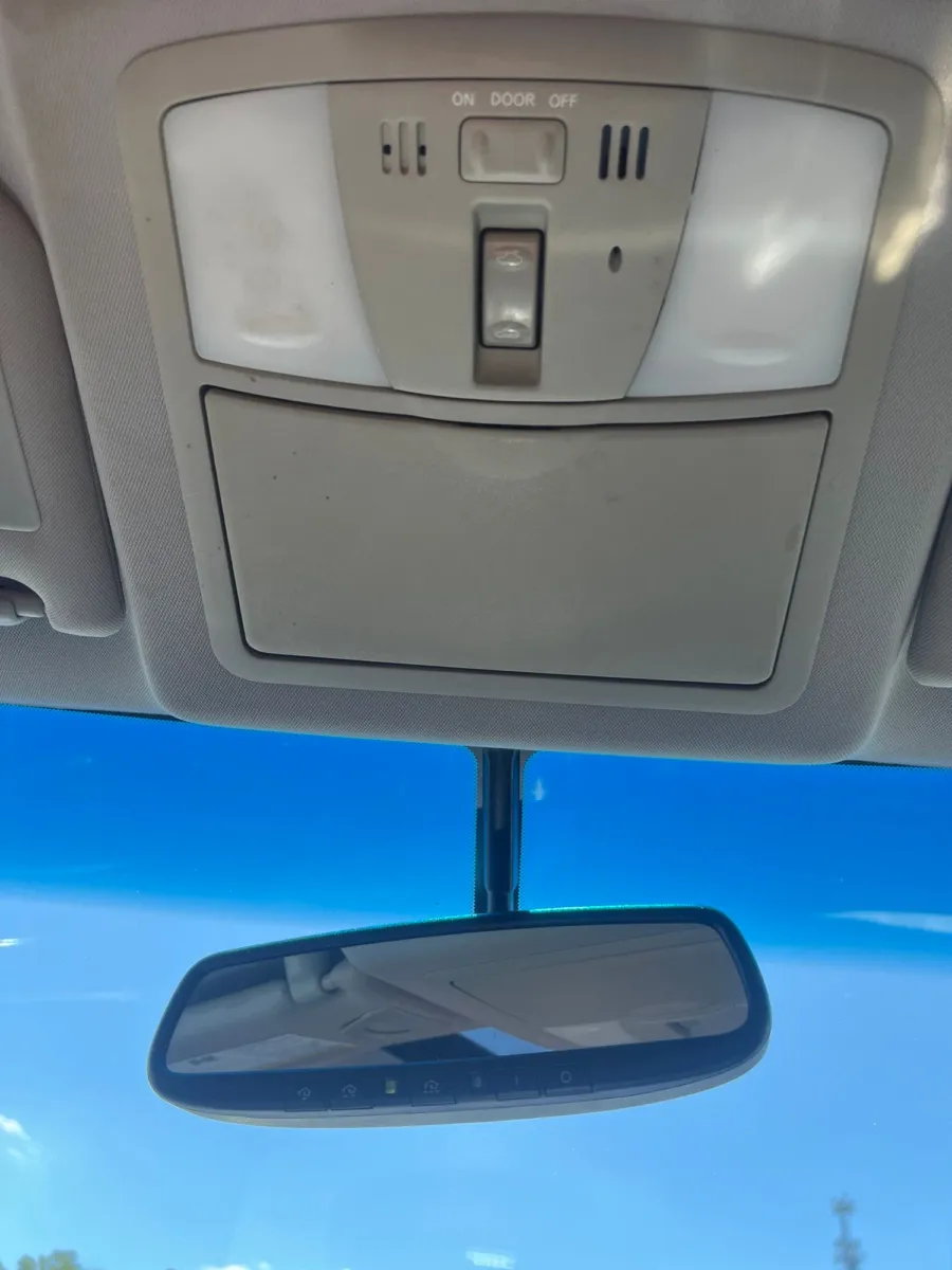 2017 INFINITI QX50 Base — photo 21