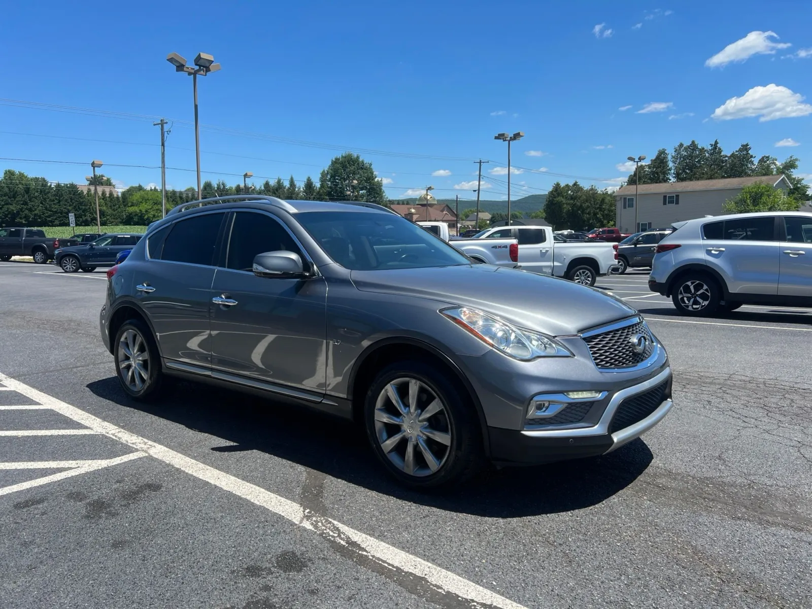 2017 INFINITI QX50 Base — photo 8