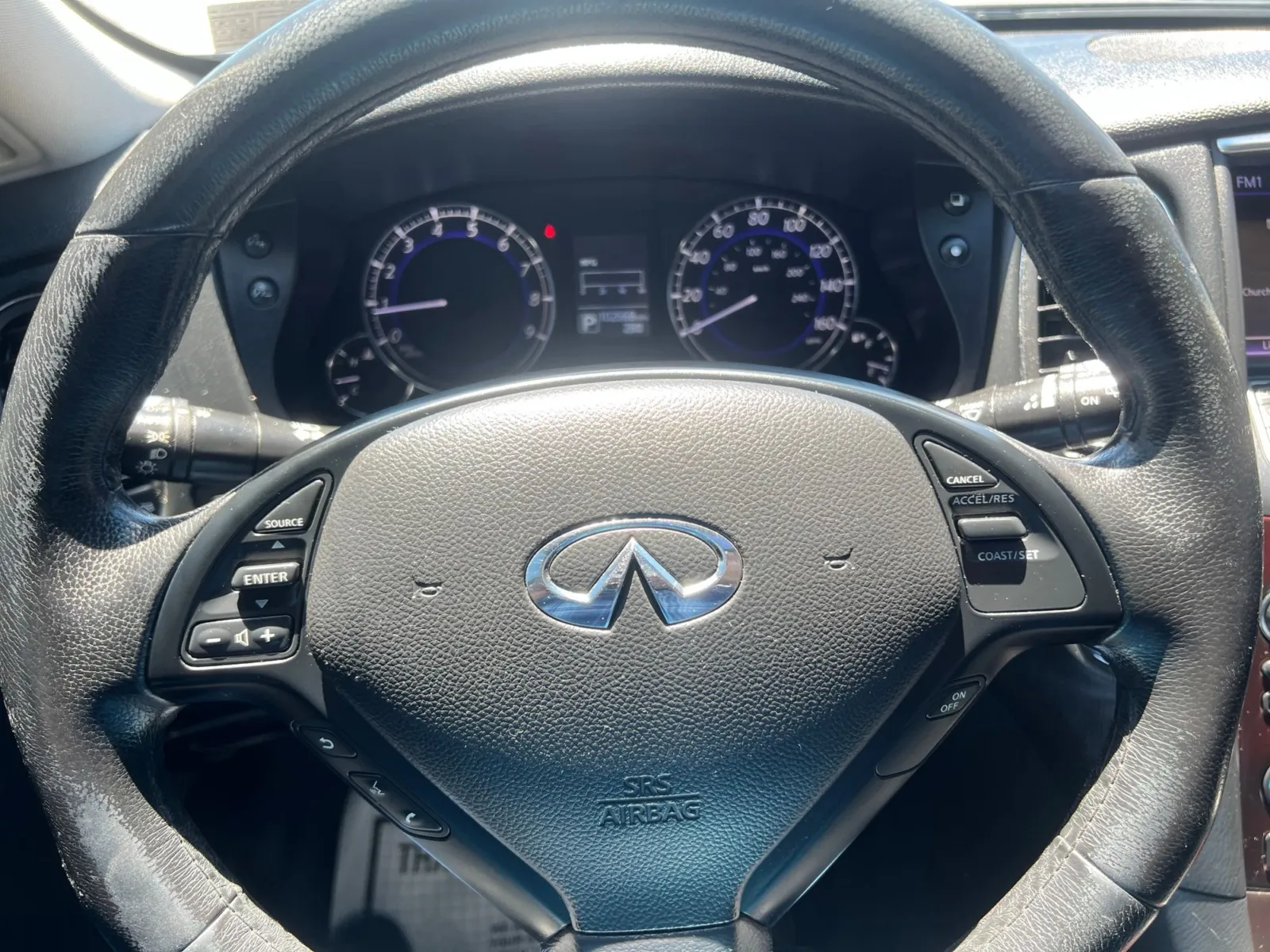2017 INFINITI QX50 Base — photo 15
