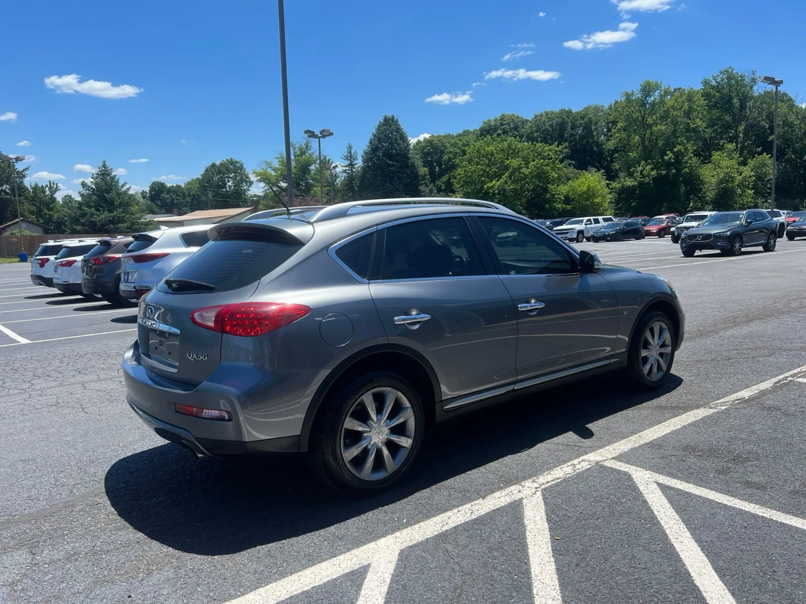 2017 INFINITI QX50 Base — photo 6