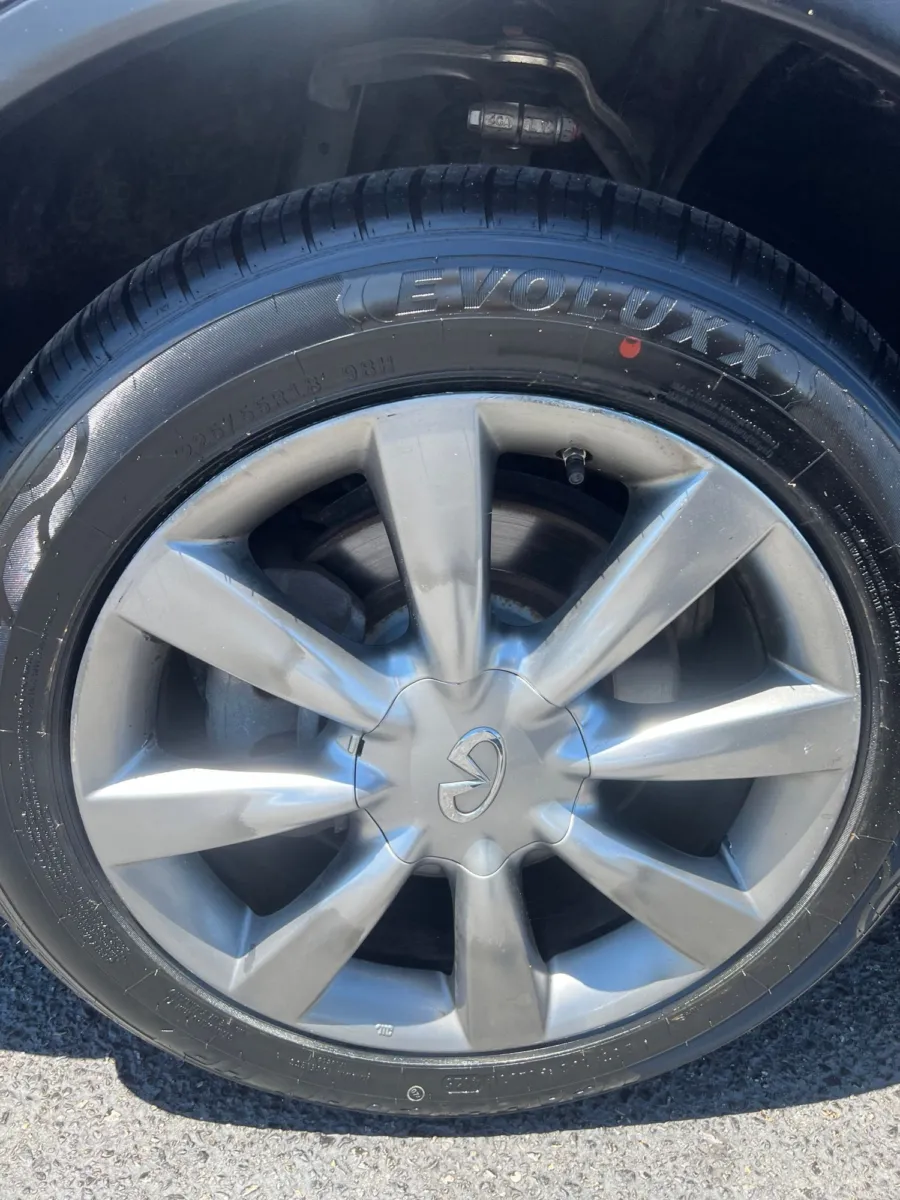 2017 INFINITI QX50 Base — photo 10