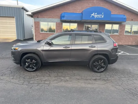 Another view of 2021 Jeep Cherokee Altitude for sale in Chambersburg, PA at Kyner's Auto Sales, Inc.