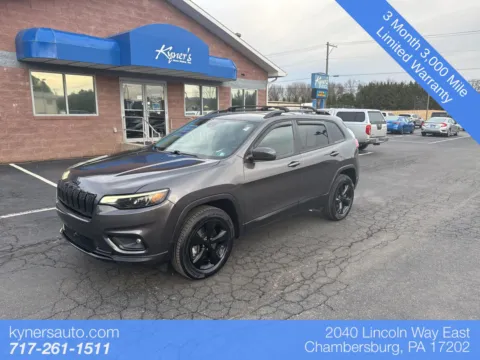 Gray 2021 Jeep Cherokee Altitude for sale in Chambersburg, PA