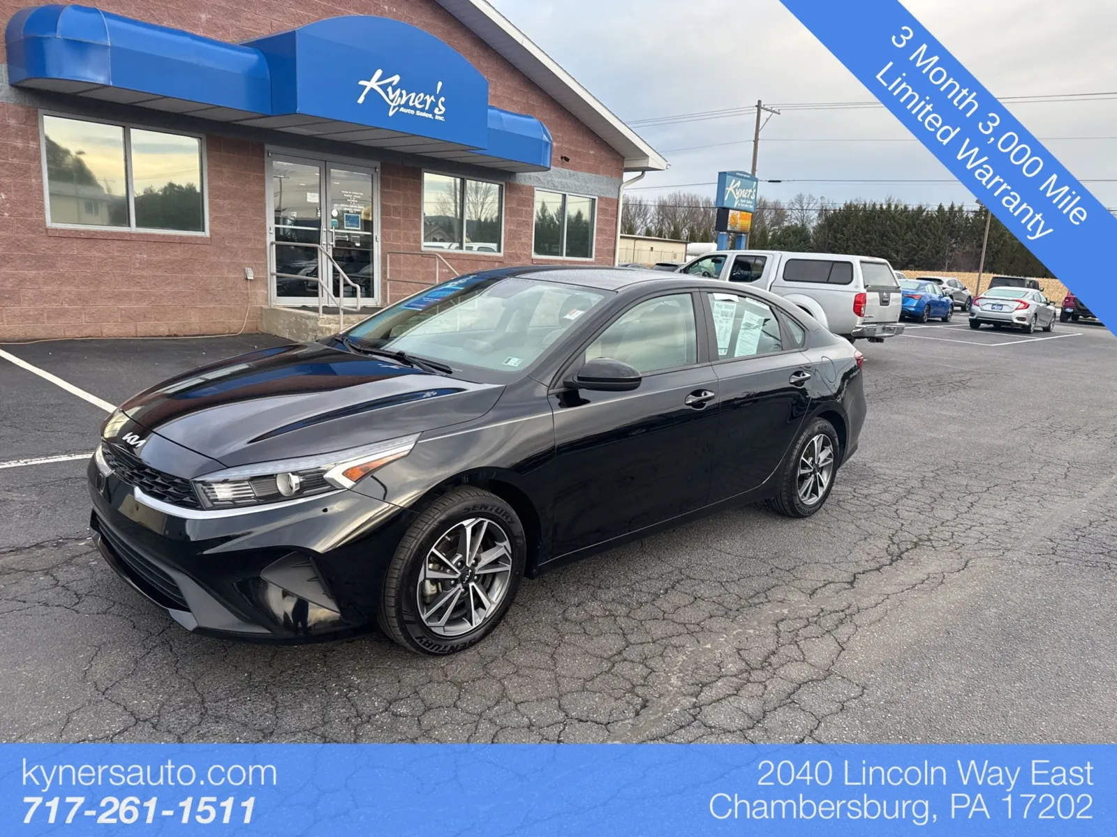 Black 2022 Kia Forte LXS for sale in Chambersburg, PA