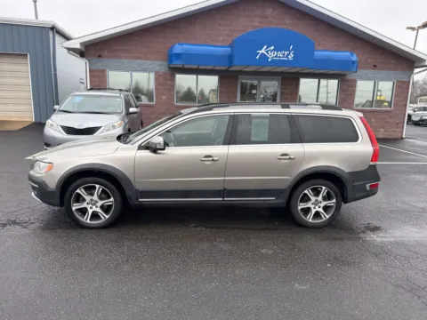 Another view of 2014 Volvo XC70 for sale in Chambersburg, PA at Kyner's Auto Sales, Inc.
