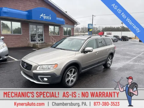 Green 2014 Volvo XC70 T6 for sale in Chambersburg, PA
