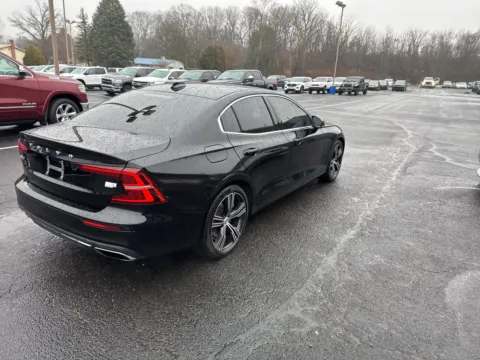 More photos of 2021 Volvo S60 Recharge Plug-In Hybrid T8 Inscription at Kyner's Auto Sales, Inc., PA