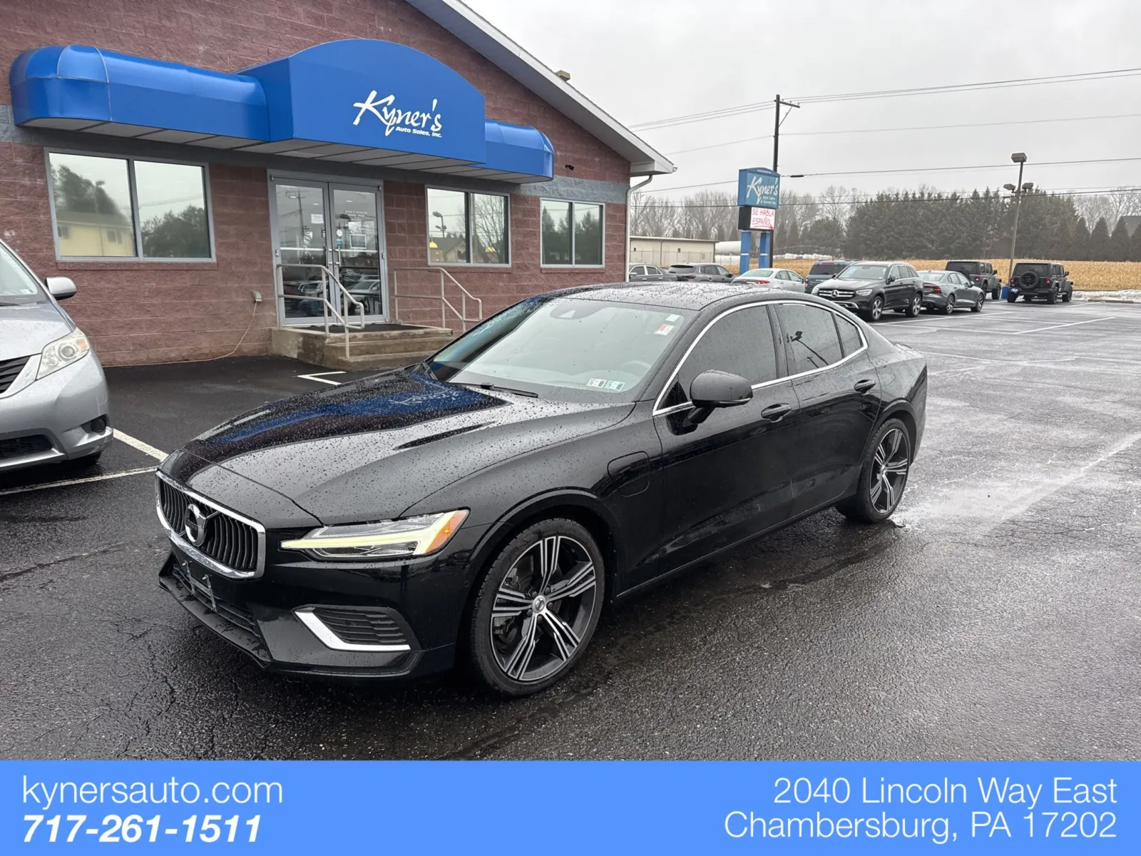 Gray 2021 Volvo S60 Recharge Plug-In Hybrid T8 Inscription for sale in Chambersburg, PA