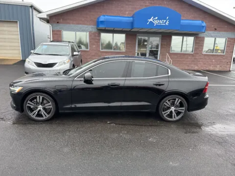 Photos of 2021 Volvo S60 Recharge Plug-In Hybrid T8 Inscription for sale in Chambersburg, PA at Kyner's Auto Sales, Inc.
