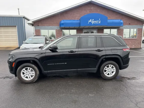 Another view of 2023 Jeep Grand Cherokee Laredo for sale in Chambersburg, PA at Kyner's Auto Sales, Inc.