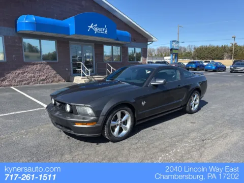 Gray 2009 Ford Mustang for sale in Chambersburg, PA